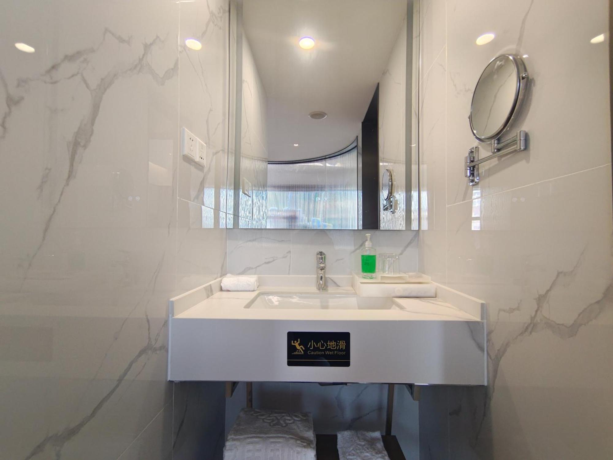 Romanjoy International Hotel Σενζέν Εξωτερικό φωτογραφία