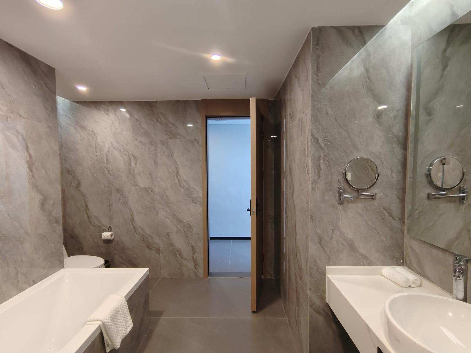 Romanjoy International Hotel Σενζέν Εξωτερικό φωτογραφία